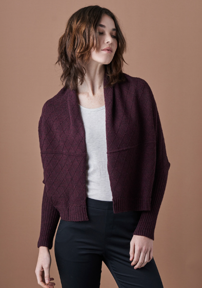 Saskia Shrug